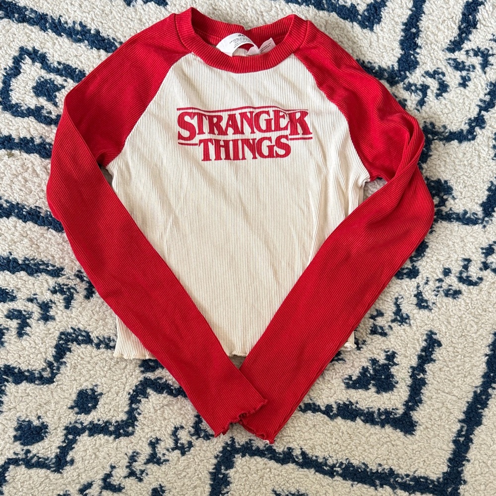 Teen stranger things cropped long sleeve